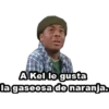 A Kel le gusta
la gaseosa de naranja.