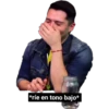 *ríe en tono bajo*