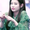 JENNIE_STIKER 5