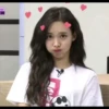 nayeon rndom stiker 30