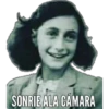 SONRÍE ALA CÁMARA
