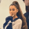Ariana 7