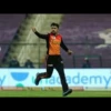 Orange Army 20