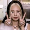 kim jennie 16