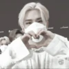 hyunjin ! 9