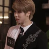 Stray kiss 20