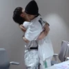 Stray kiss 28