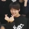 內