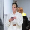 Dua Lipa 24