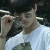 hyunjin’s 8