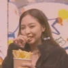Kanalaa as Jennie 25