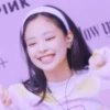 JENNIE2 12