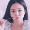 JENNIE2 13