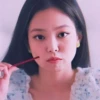 JENNIE2 15