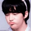 cutie hyunjin 29