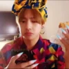 bts with acrylic nails 7