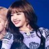 ❥LISA✦ 23