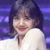 Lisa ♡ 27