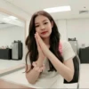 Jennie Random 17
