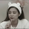 Jennie & @grinch_li 9