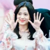 jisoo 25