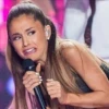 ariana grande 30