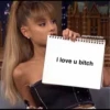 yesgirlariana//twitter
i love u bitch