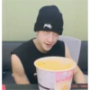 stray kids memes 11