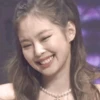 Jennie :: @fStikBot 10