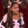 - Ariana Grande | 🧷 17