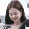 ;; jennie :: 17