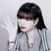 Lisa @beaconshy :: 23