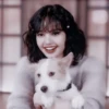 Lisa @beaconshy :: 24