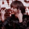 Lisa @beaconshy :: 29