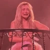 Sabrina Carpenter 5