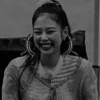 Darkeu Jennie Kim 15