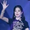 JISOO 6.Black 2019-