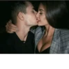 kisses @stickersb2b 24