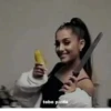 Ariana Grande 4
