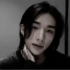 ︕ hyunjin : 18