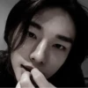 ︕ hyunjin : 25