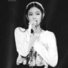 Jennie 24