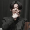JUNGKOOK:: 27