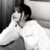 Momo :: 11