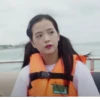 – jisoo by 4