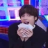 Hueningkai moods by 6