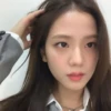 – jisoo by 5