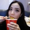 – jisoo by 22