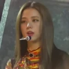 – jisoo by 23
