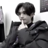 :; hyunjin 13